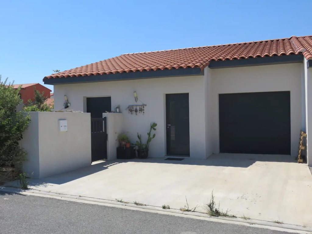 Façade de plain-pied de L’Hibiscus