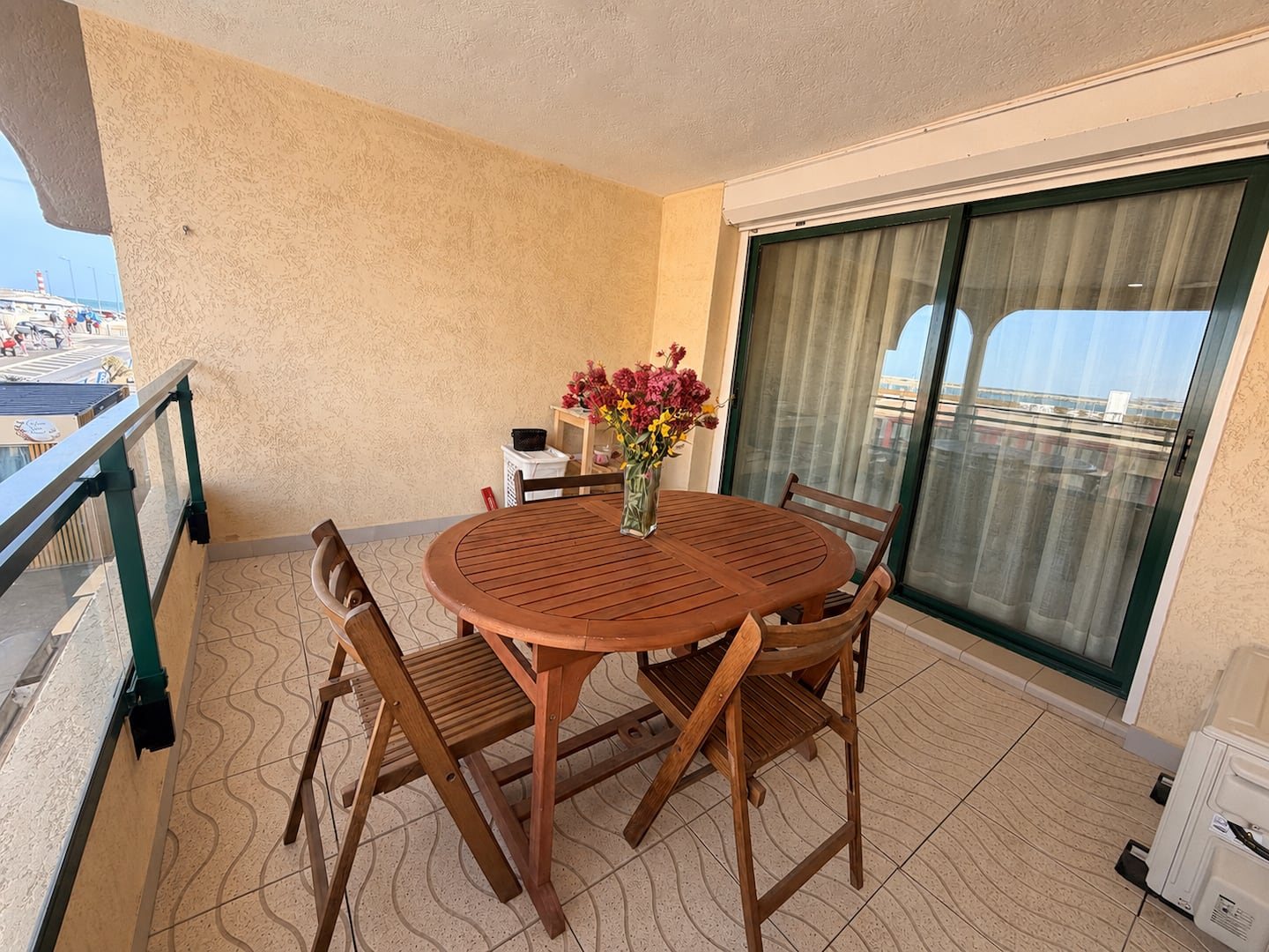 Terrasse couverte de l’appartement Le Laurier à Port-la-Nouvelle