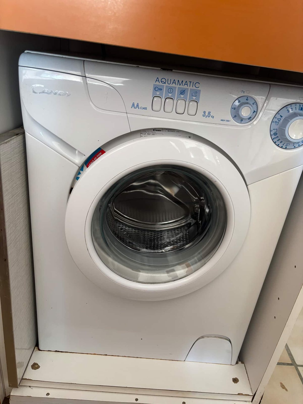 Lave-linge mis à disposition au Jasmin