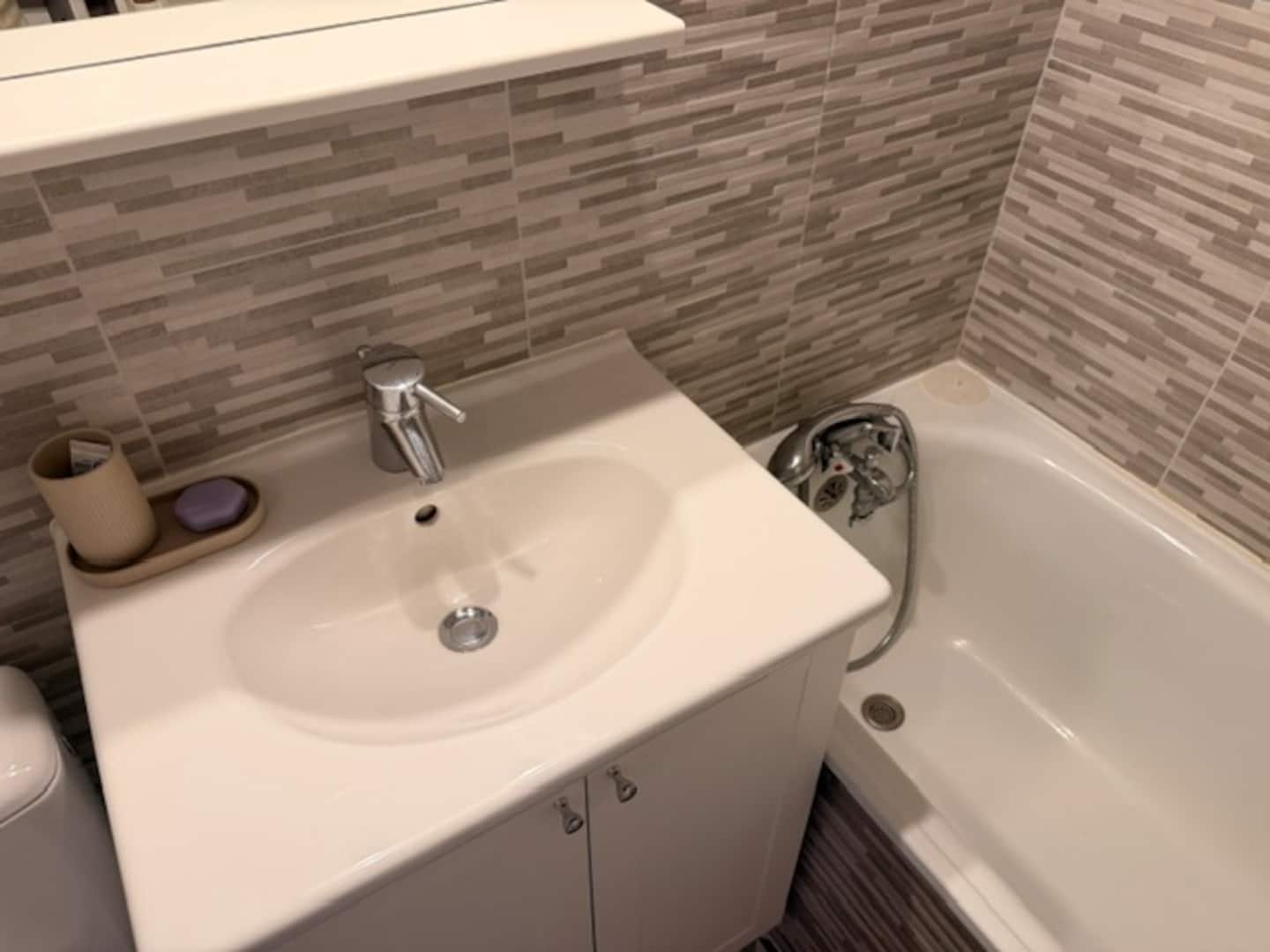 Salle de bain du studio Le Palmier