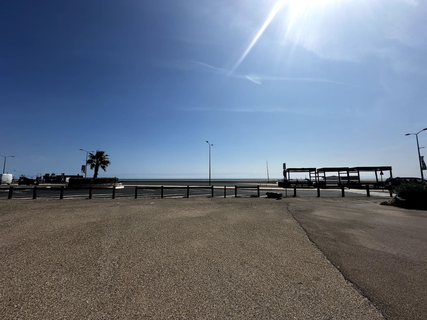 Front de mer près du Tamaris